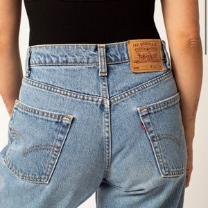 Authentic Hi-Rise Levis 550